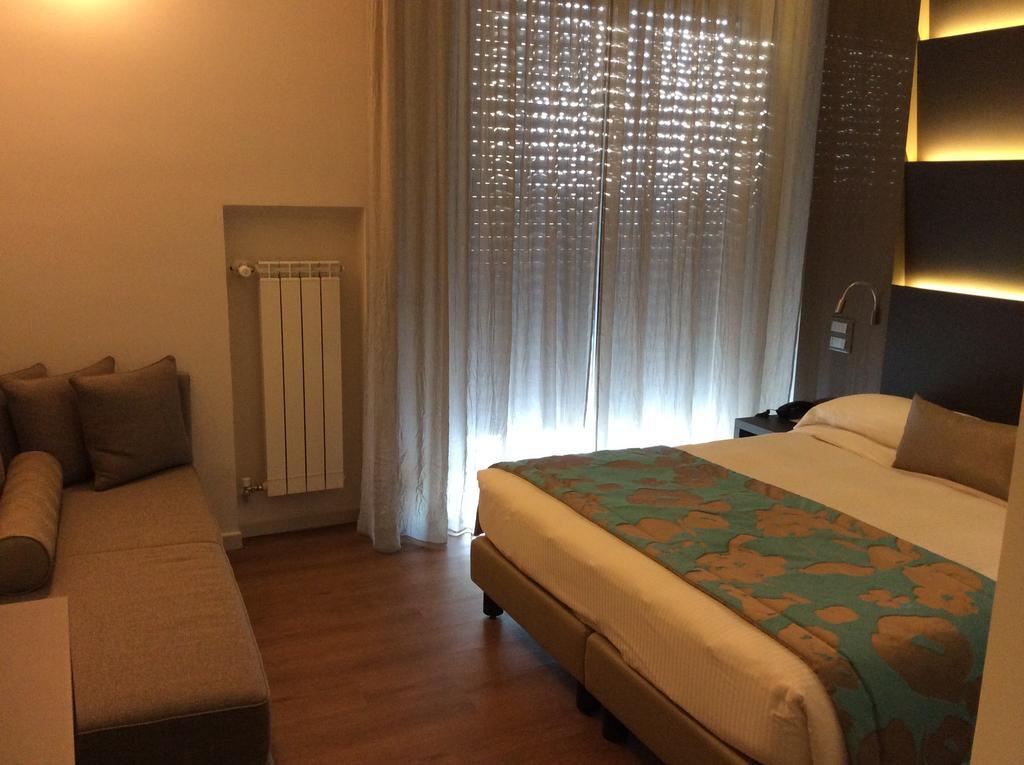 Hotel Ariston & Apartments Varazze Esterno foto