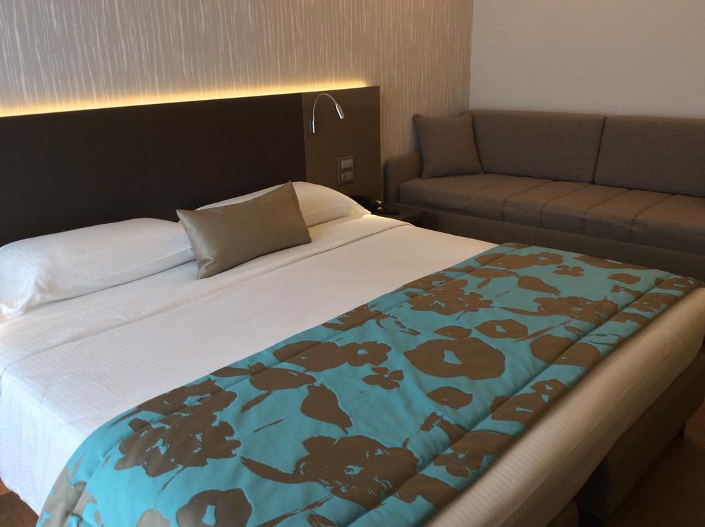 Hotel Ariston & Apartments Varazze Esterno foto