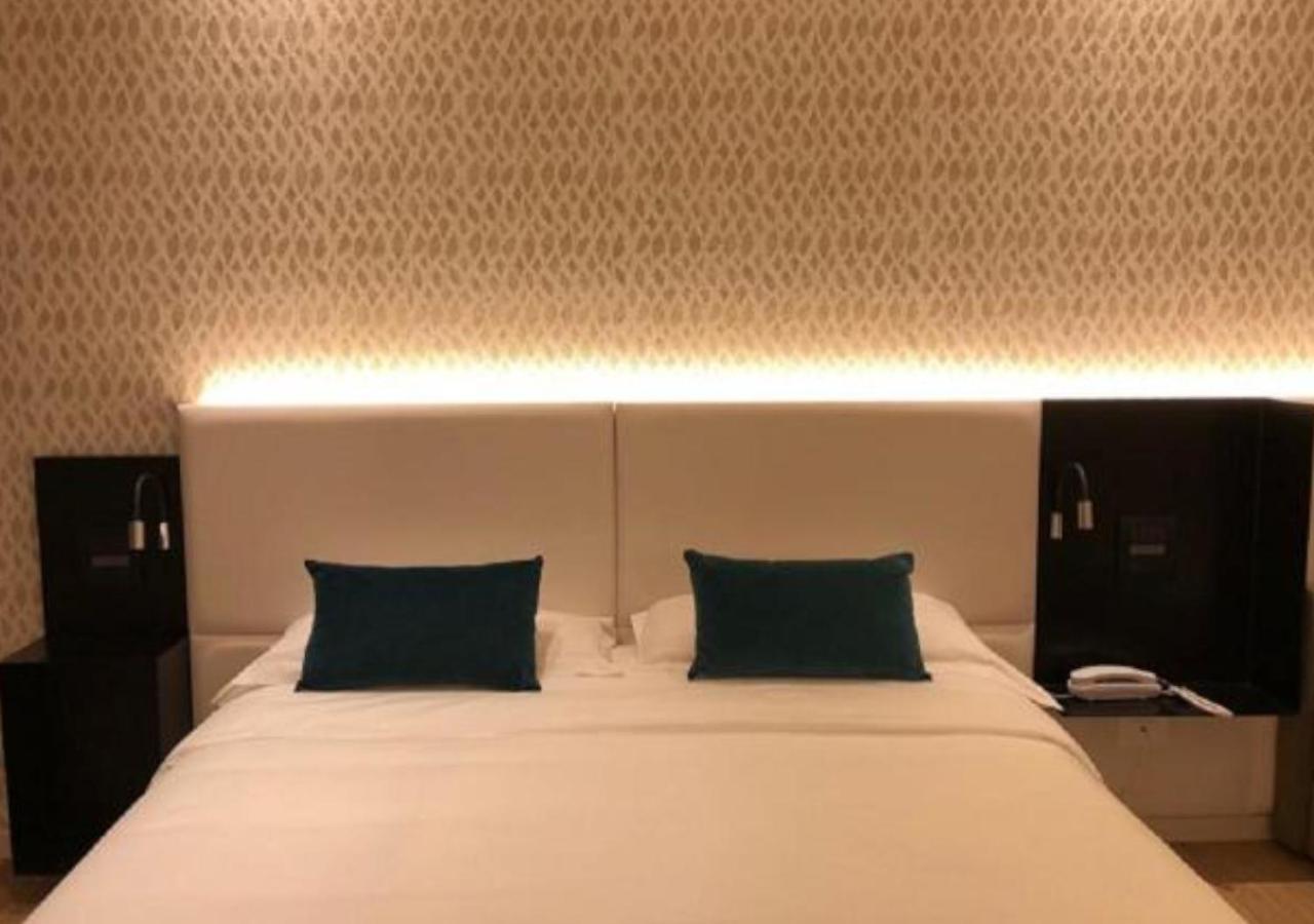 Hotel Ariston & Apartments Varazze Esterno foto