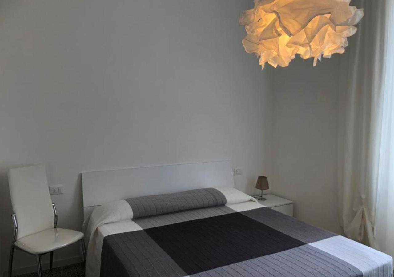 Hotel Ariston & Apartments Varazze Esterno foto